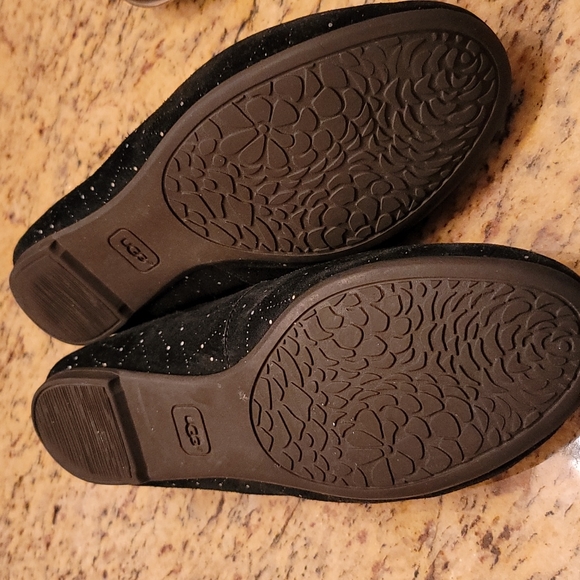 Ugg slip on shoes - Picture 4 of 6